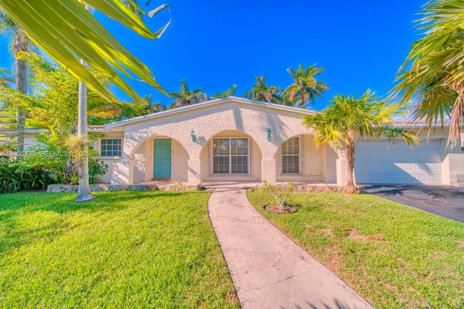 20120 SW 84th Pl, Cutler Bay FL 33189