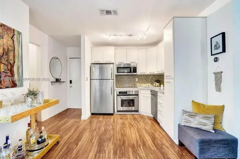 1337 Euclid Ave # 206, Miami Beach FL 33139 photo 2