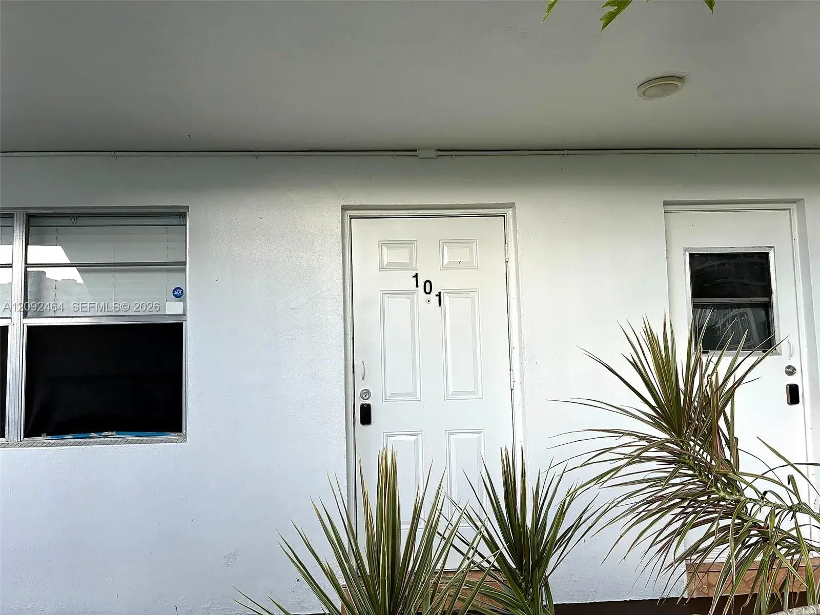 1511 NW 43rd Ave # 101, Lauderhill FL 33313