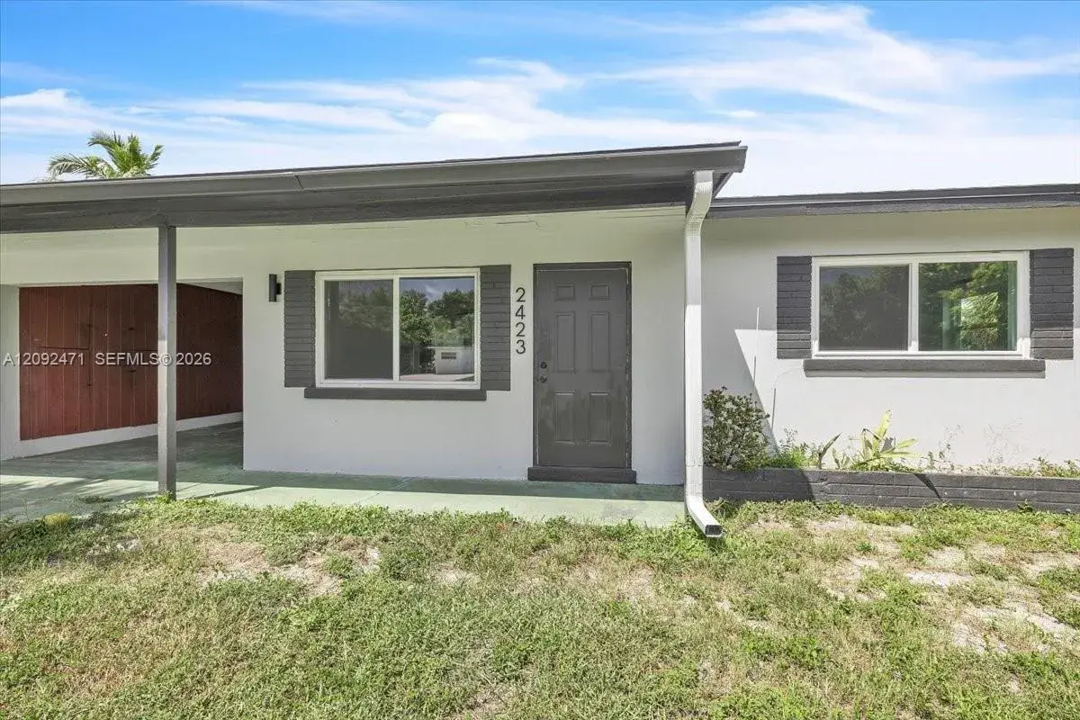 2423 Jeffcott Street # 2423, Fort Myers FL 33901