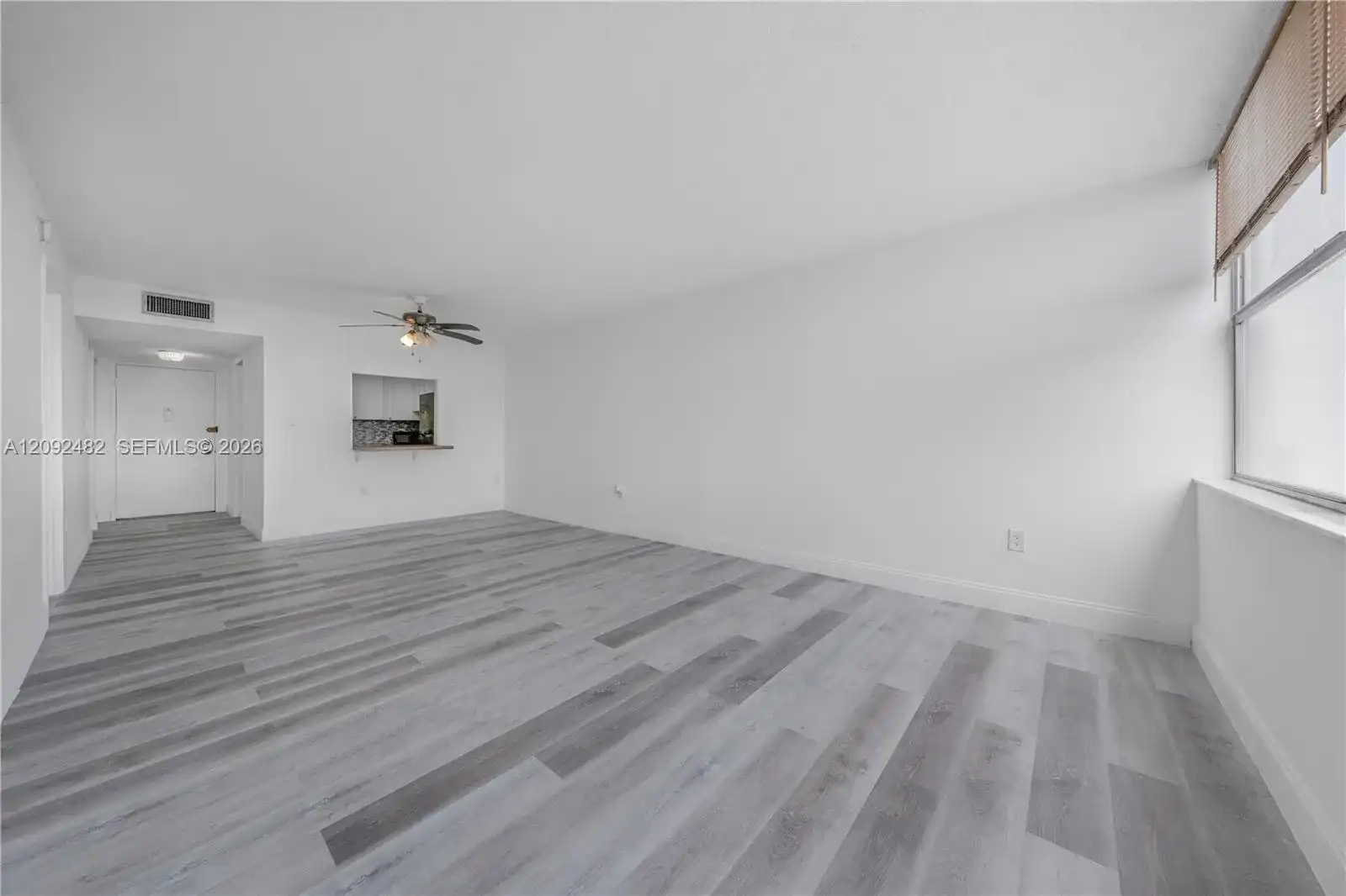 1300 NE Miami Gardens Dr # 512E, Miami FL 33179