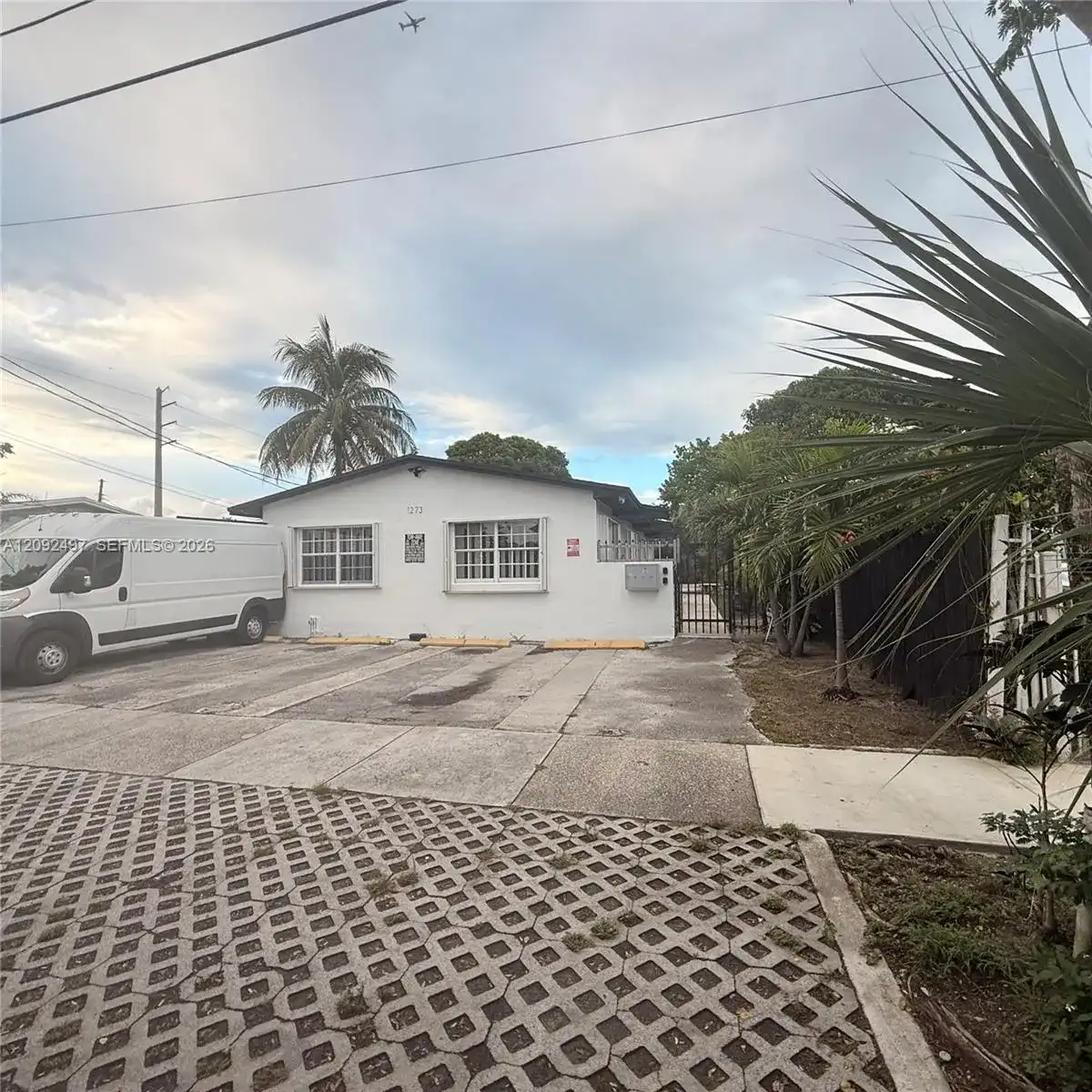 1273 NW 24th St # 4, Miami FL 33142