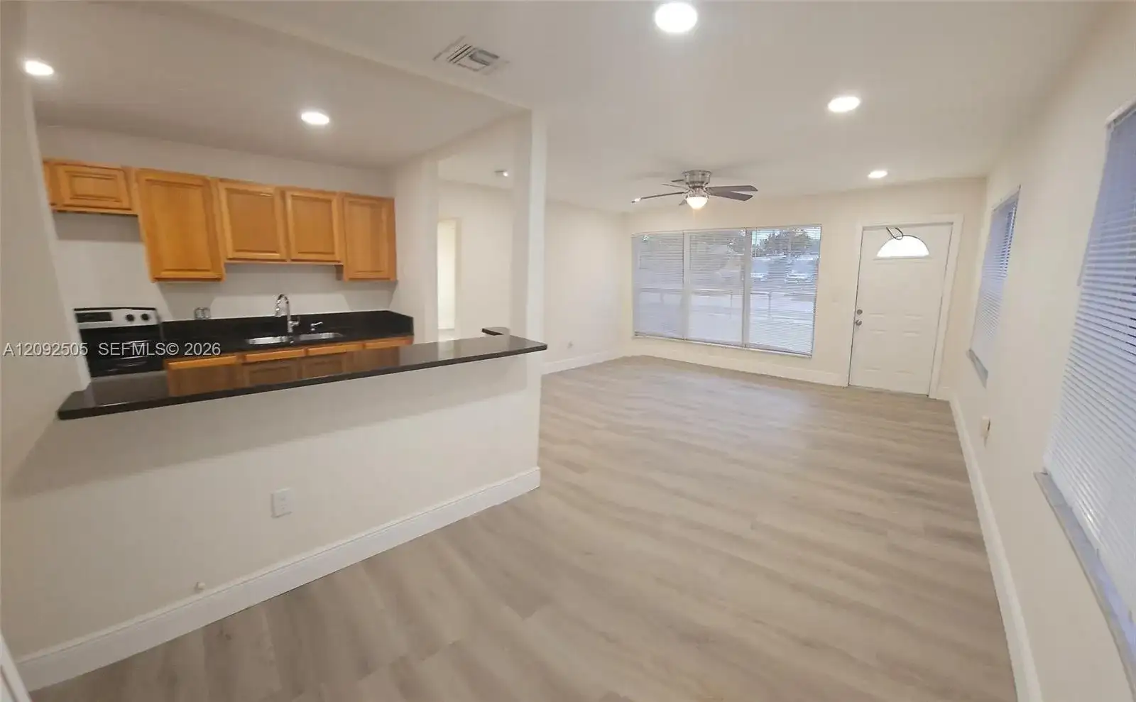 2111 Wiley Ct # 2111, Hollywood FL 33020 photo 5