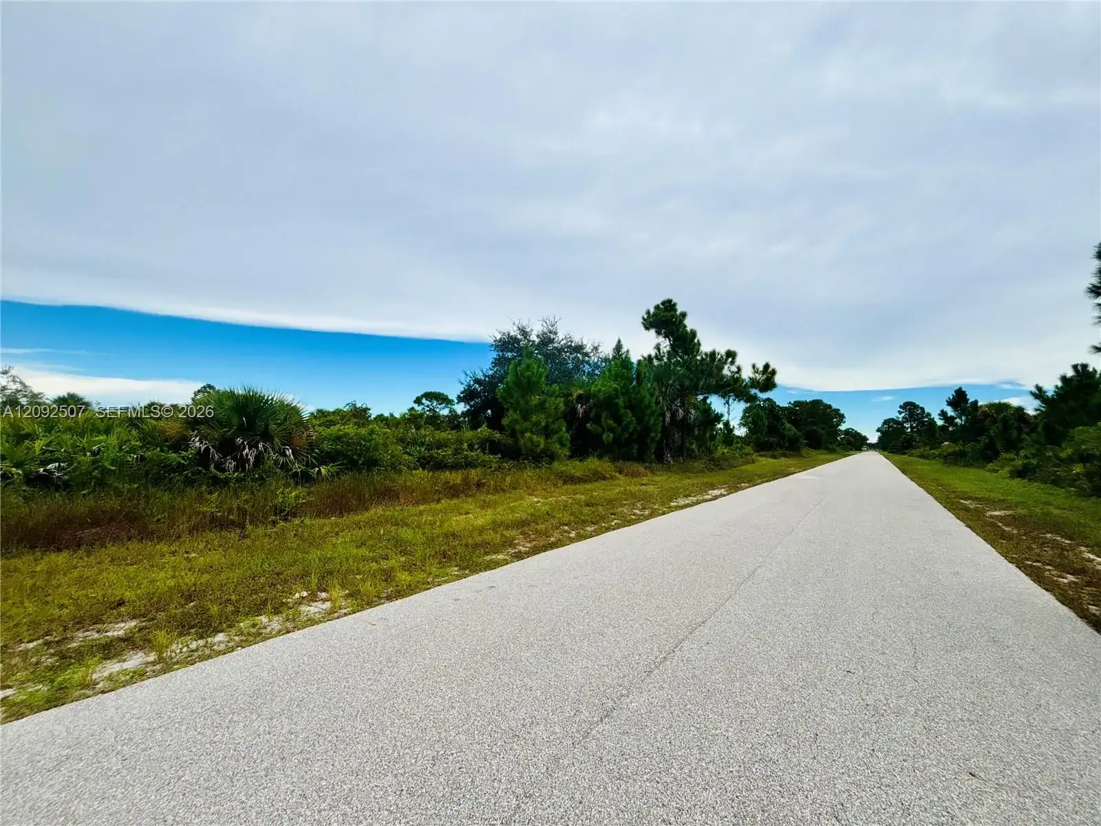 650 Valley Ave S, Lehigh Acres FL 33974 photo 5
