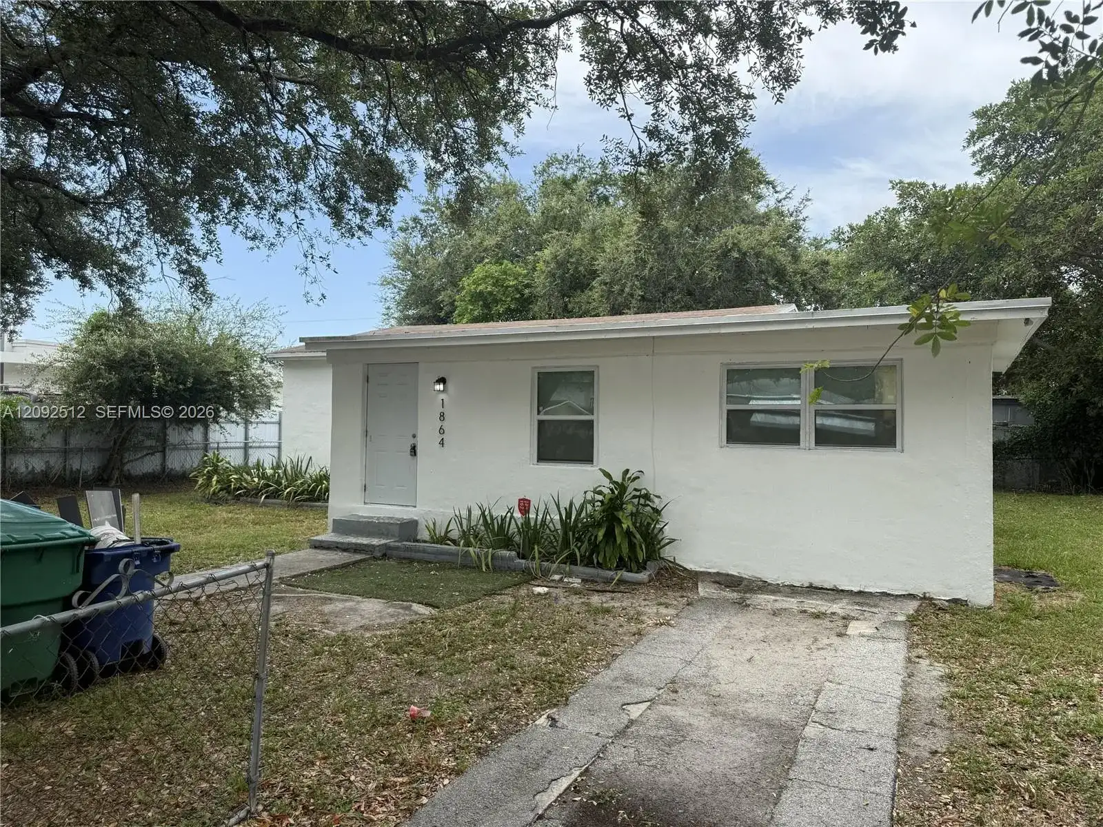 1864 NW 88th Ter, Miami FL 33147 photo 2