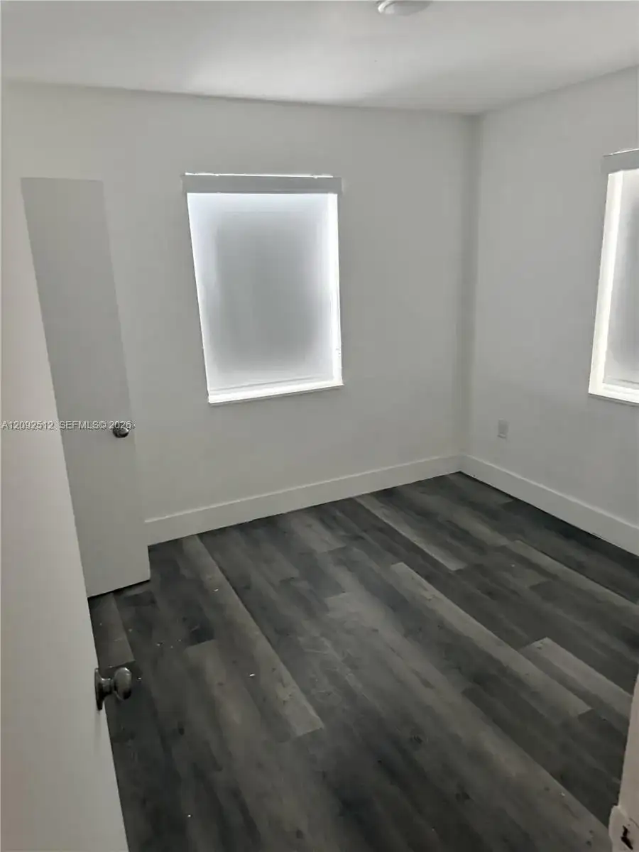 1864 NW 88th Ter, Miami FL 33147 photo 5
