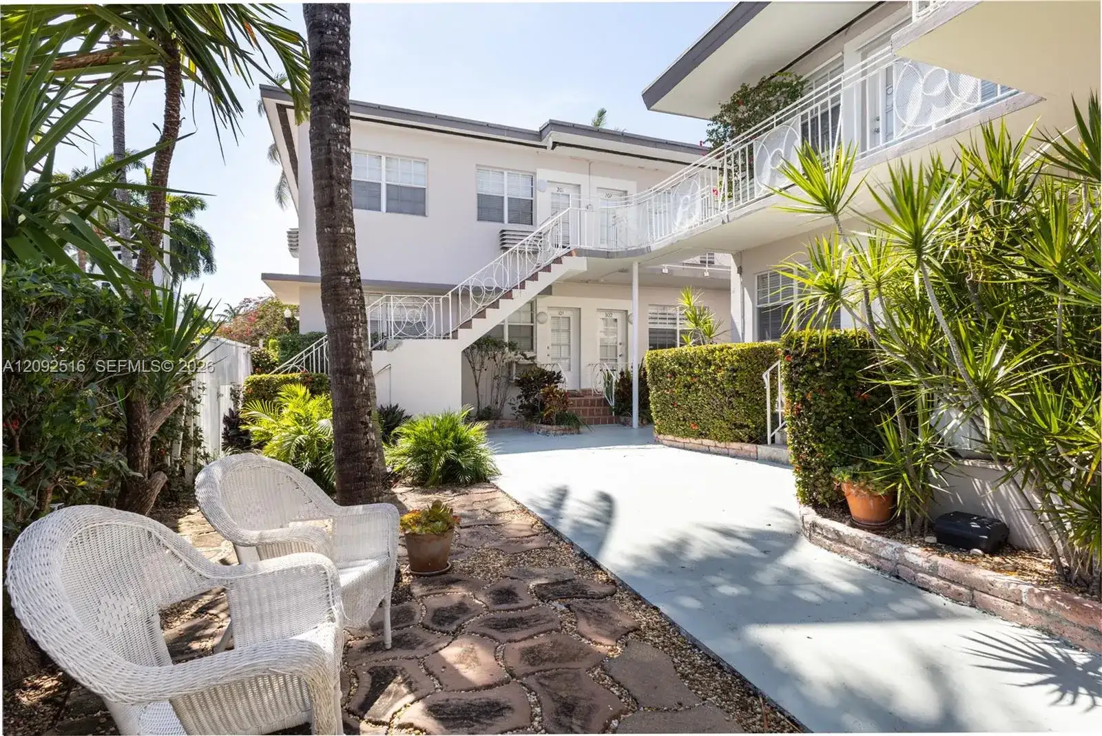 717 Espanola Way # 207, Miami Beach FL 33139 photo 4