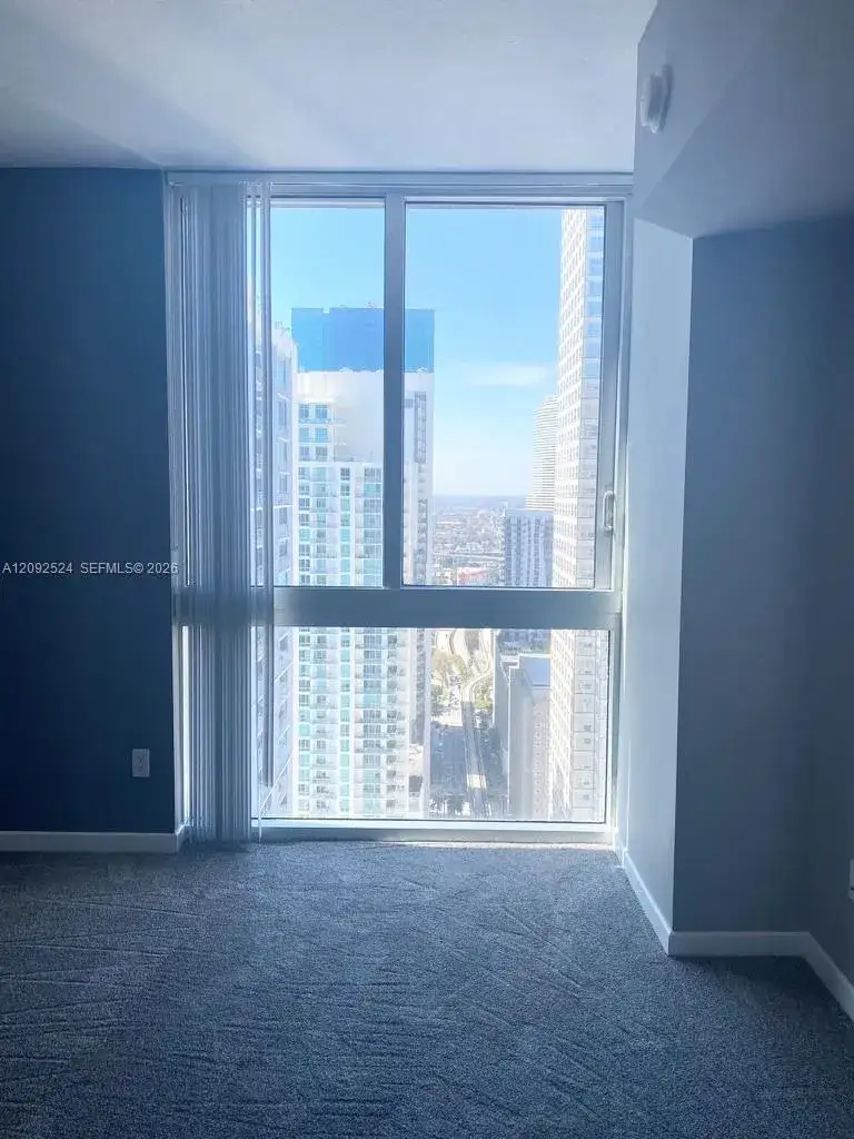 335 BISCAYNE BL # 4200, Miami FL 33131 photo 4