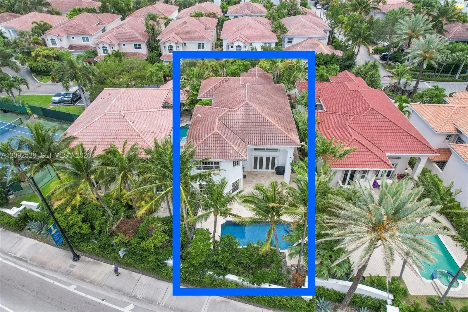 19443 40th Ct, Sunny Isles Beach FL 33160 photo 4