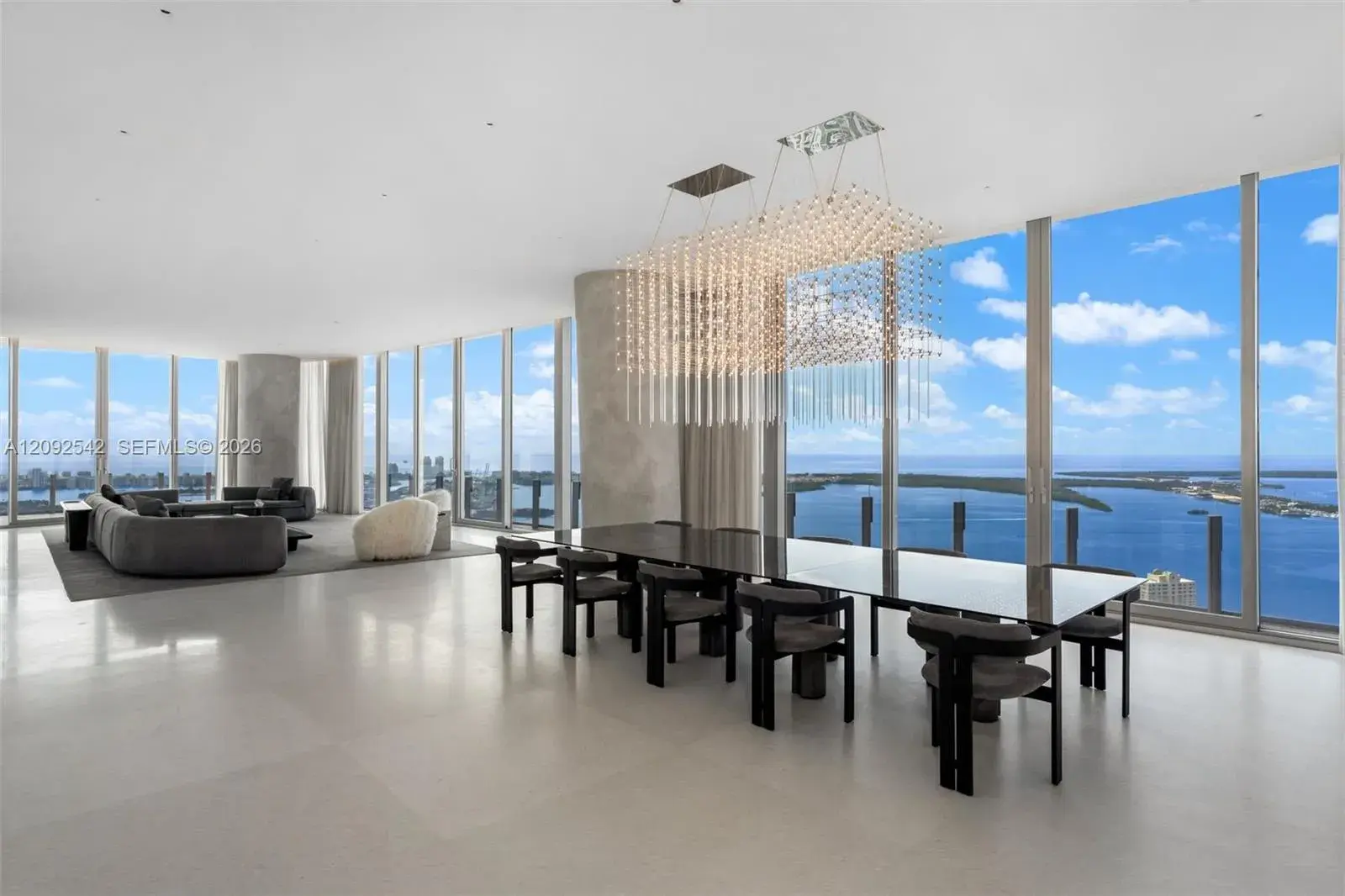 300 Biscayne Boulevard Way, Miami FL 33131