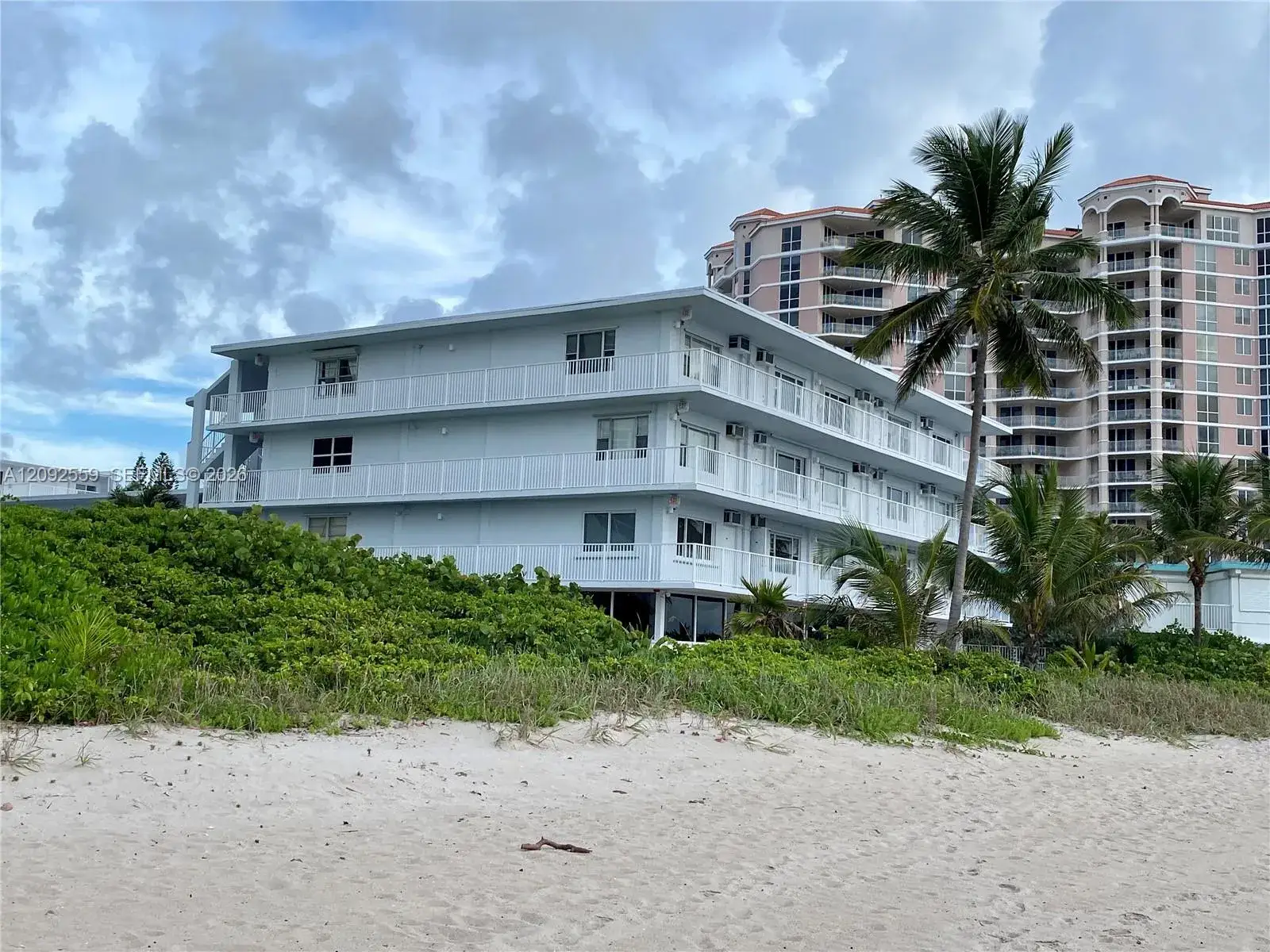 1480 S Ocean Blvd # 105, Lauderdale By The Sea FL 33062