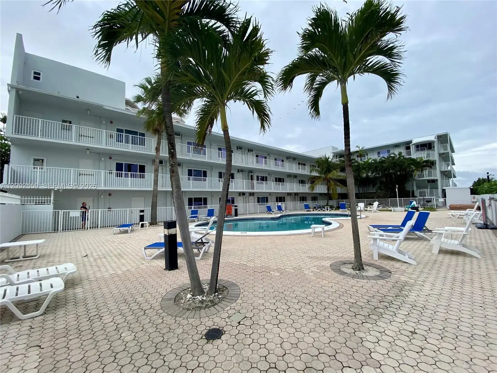 1480 S Ocean Blvd # 105, Lauderdale By The Sea FL 33062 photo 2