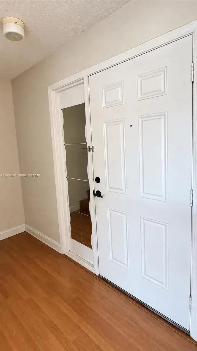 9372 Fontainebleau Blvd # 402, Miami FL 33172 photo 3