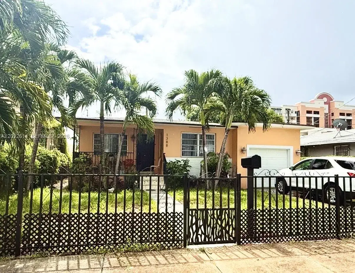 1388 NW 55 St, Miami FL 33142
