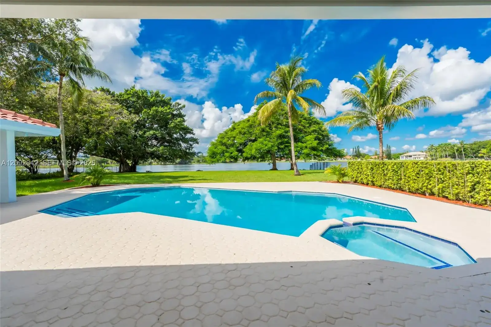 1201 Bristol Ave, Davie FL 33325 photo 3