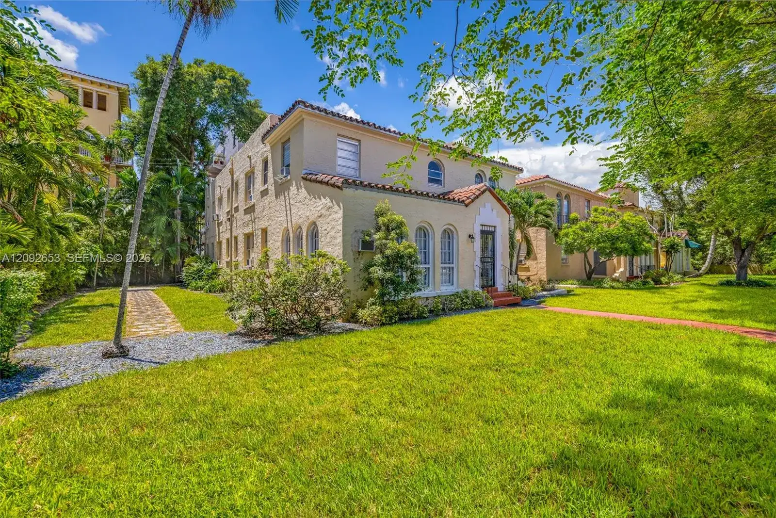 114 Menores Ave, Coral Gables FL 33134 photo 2