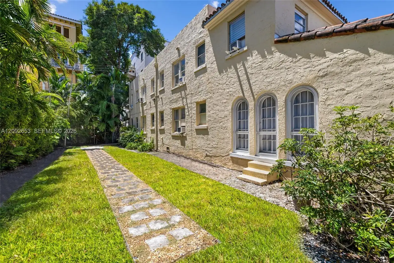 114 Menores Ave, Coral Gables FL 33134 photo 3