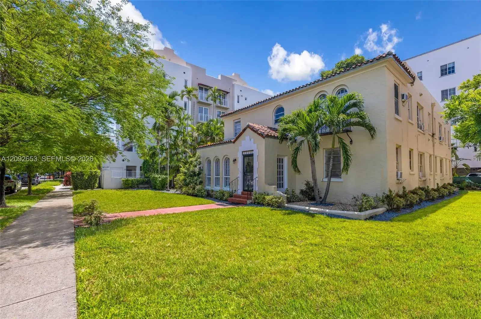114 Menores Ave, Coral Gables FL 33134 photo 4