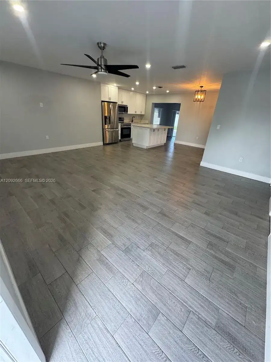 9321 SW 26th St # 1, Miami FL 33165 photo 2