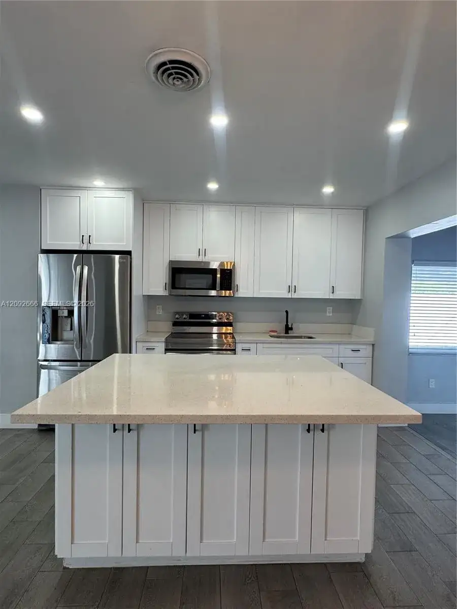 9321 SW 26th St # 1, Miami FL 33165 photo 3