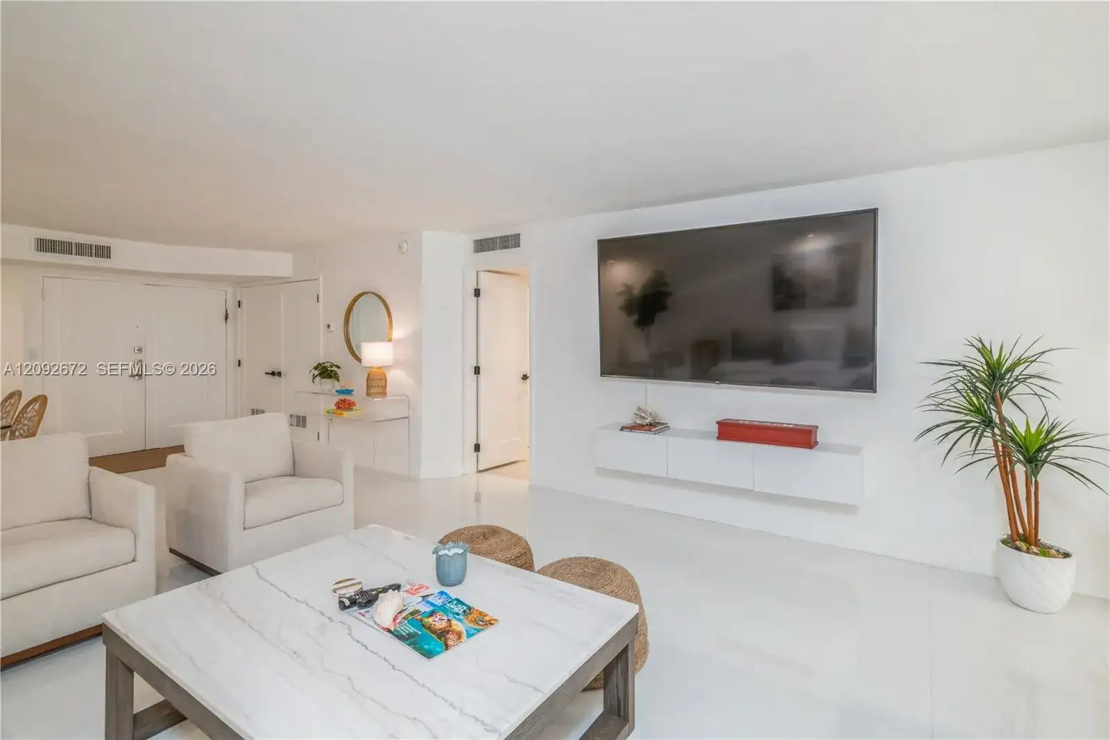 6423 Collins Ave # 203, Miami Beach FL 33141 photo 2
