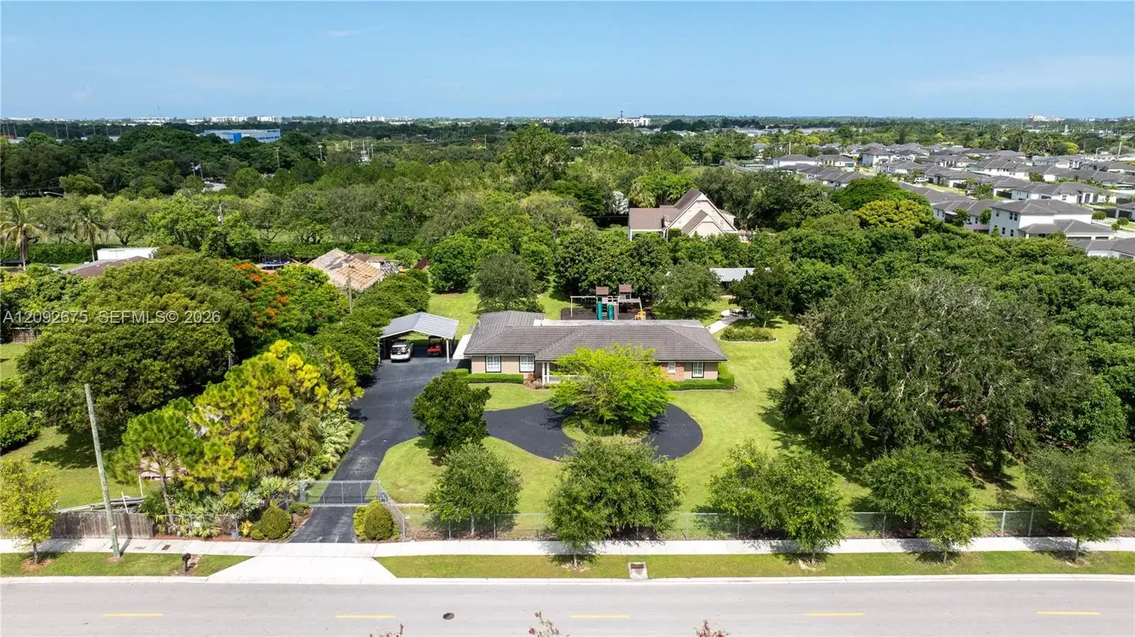 28905 SW 169th Ave, Homestead FL 33030 photo 3