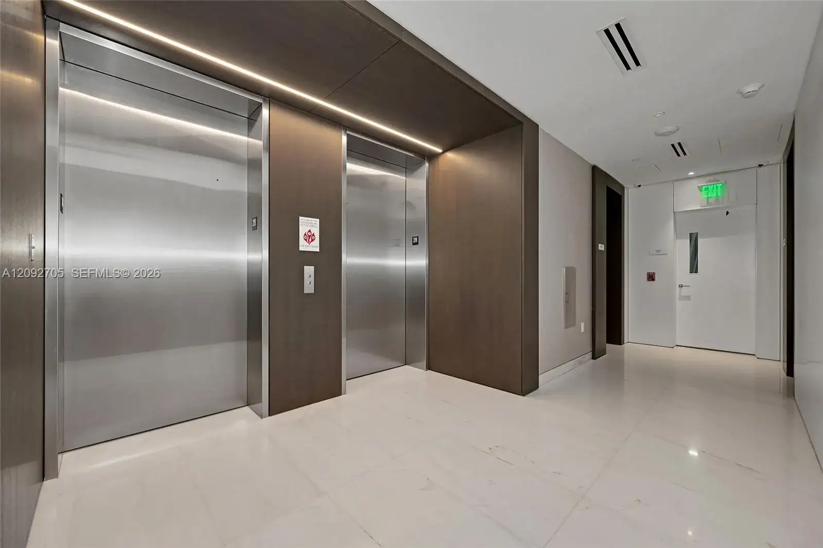 300 Biscayne Blvd Way # 2809, Miami FL 33131 photo 4