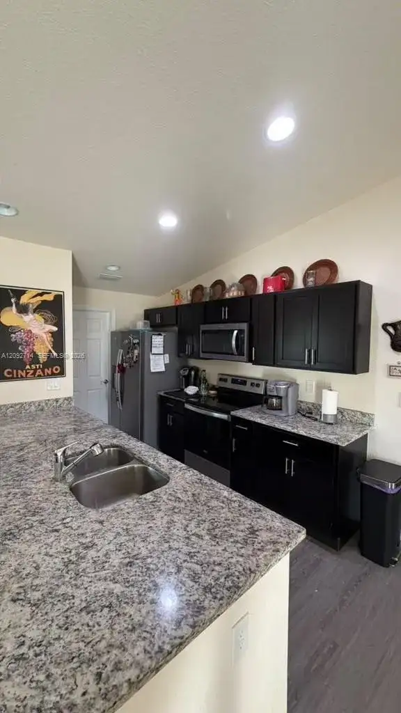 1046 Jabara Lane, Other City - In The State Of Florida FL 33935 photo 3