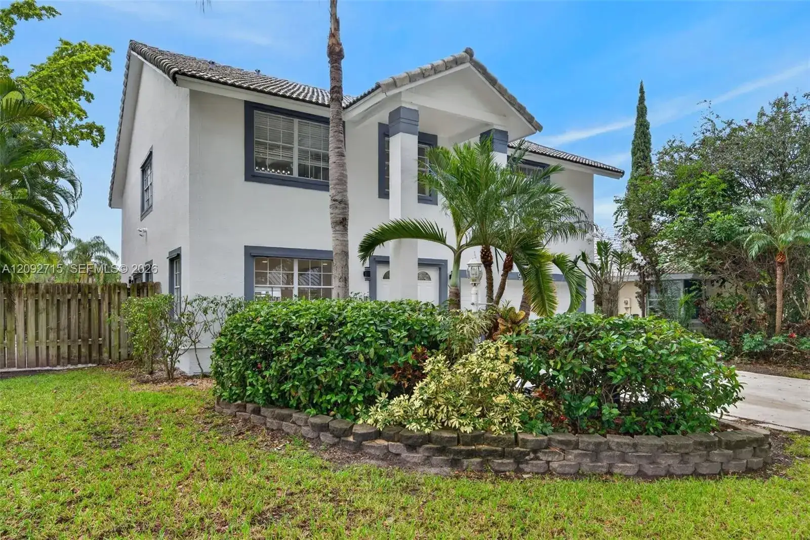 9410 SW 212th Ter, Cutler Bay FL 33189 photo 4