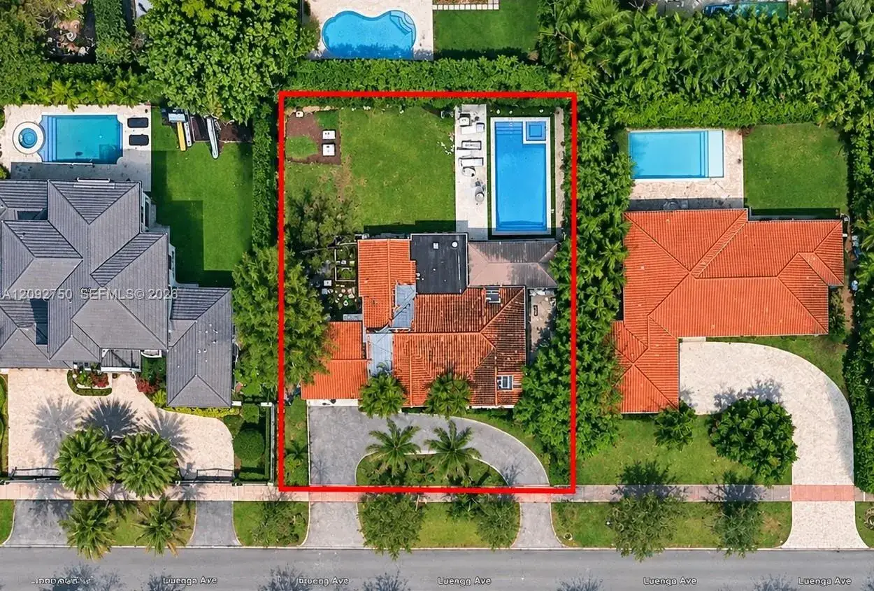 421 Luenga Ave, Coral Gables FL 33146