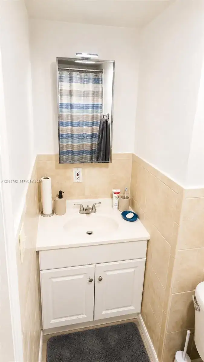 4300 NW 183rd St, Miami Gardens FL 33055 photo 3