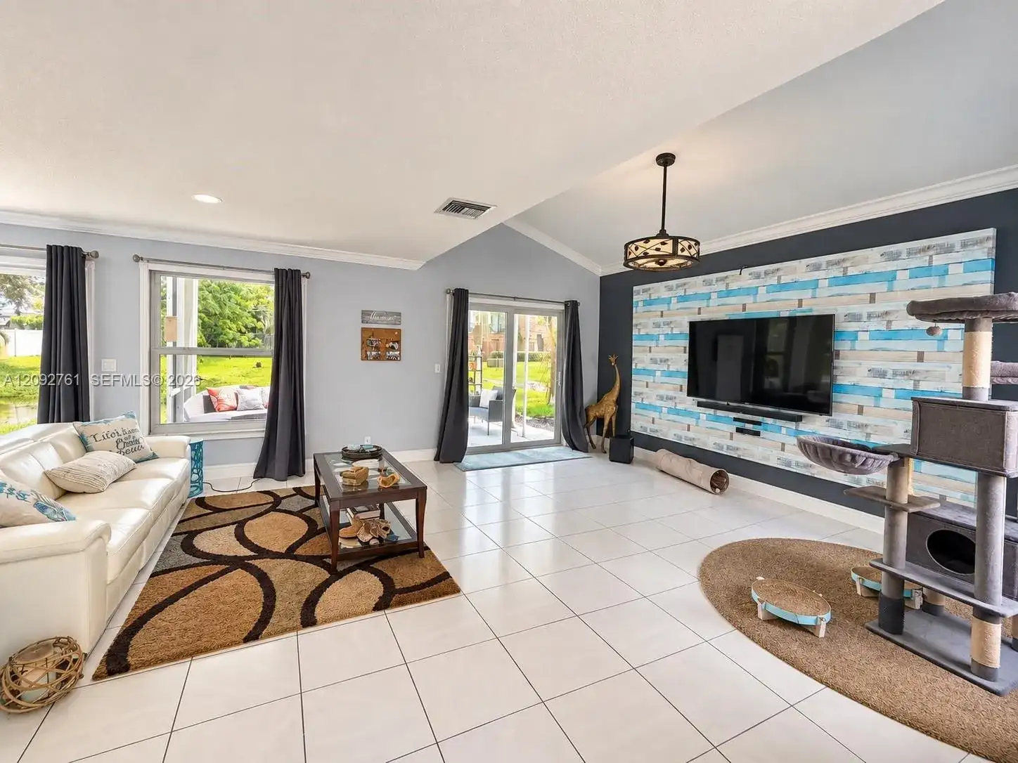4244 Pine Hollow Cir, Green Acres FL 33463 photo 4