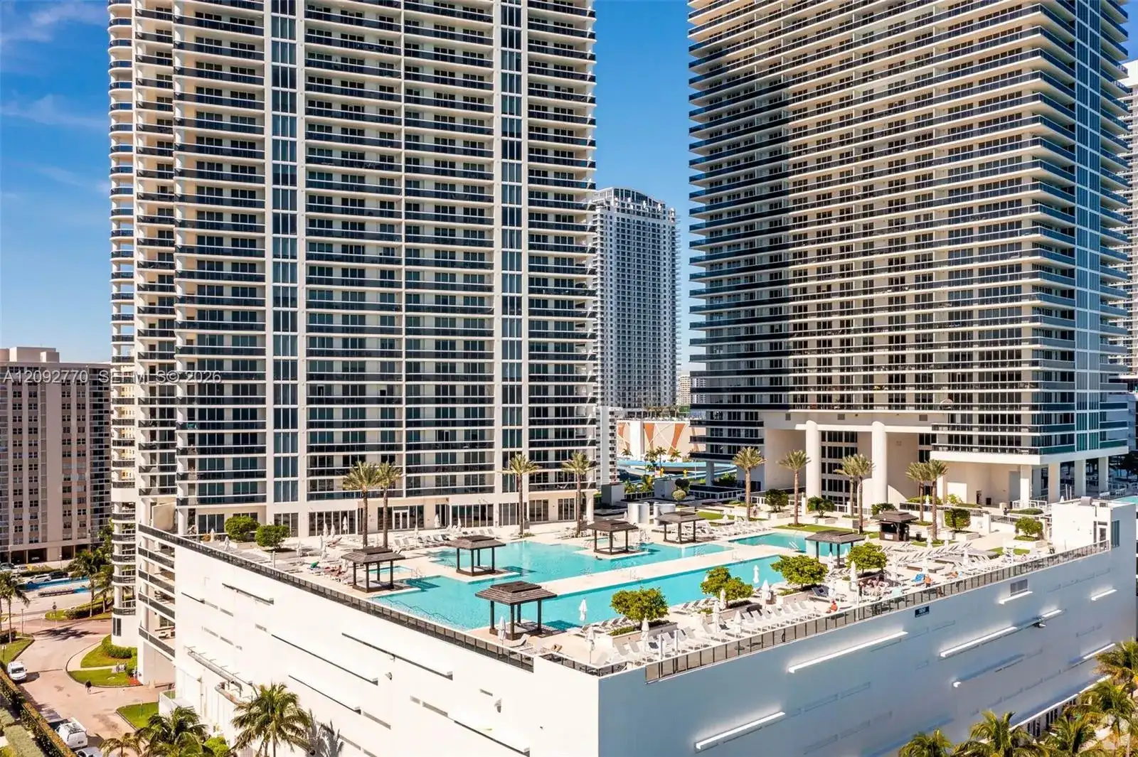 1830 S Ocean Dr # 4410, Hallandale Beach FL 33009