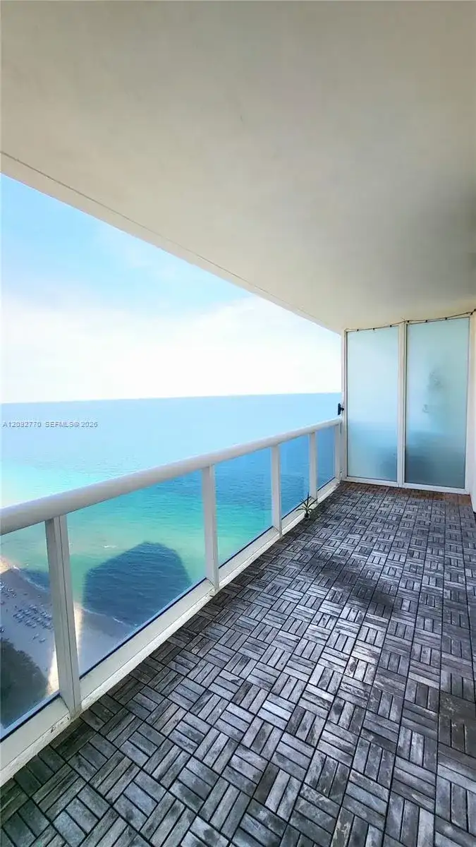 1830 S Ocean Dr # 4410, Hallandale Beach FL 33009 photo 4