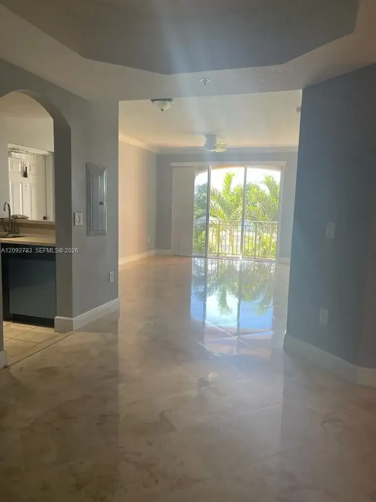 6670 NW 114th Ave # 627, Doral FL 33178 photo 3
