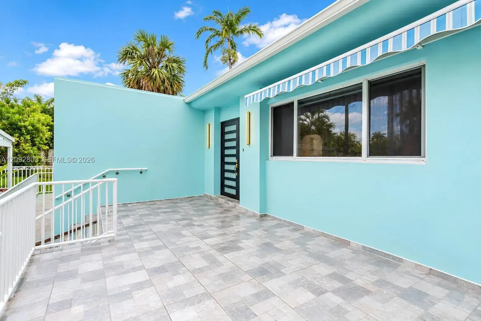 405 NE 150th St, Miami FL 33161 photo 3