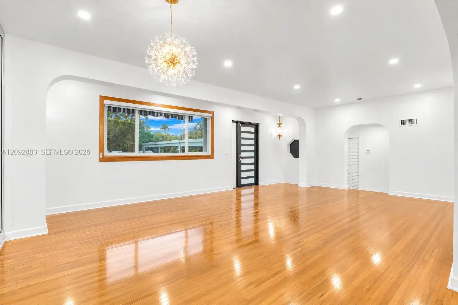 405 NE 150th St, Miami FL 33161 photo 4