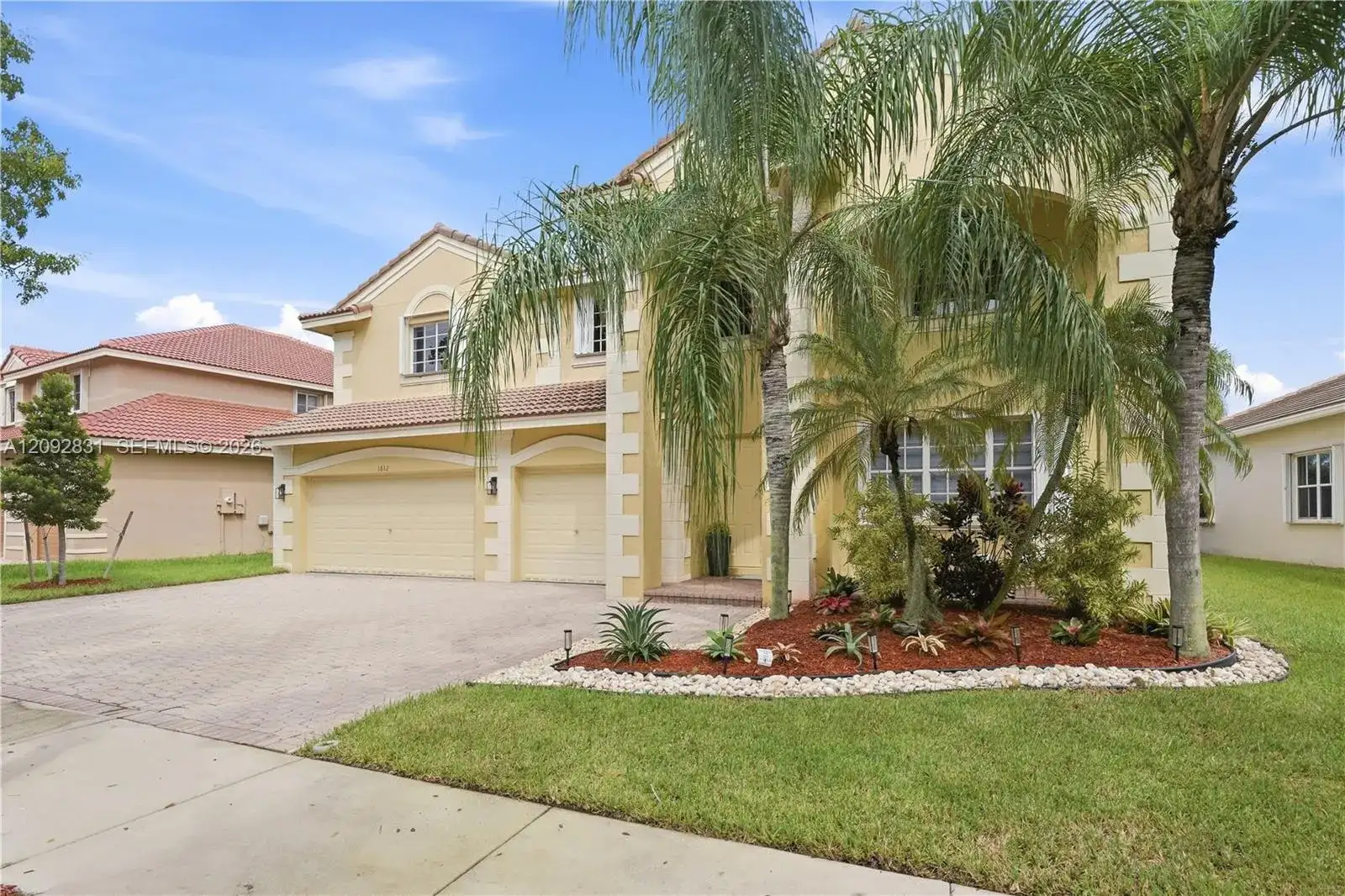 1612 Blue Jay Cir, Weston FL 33327 photo 4