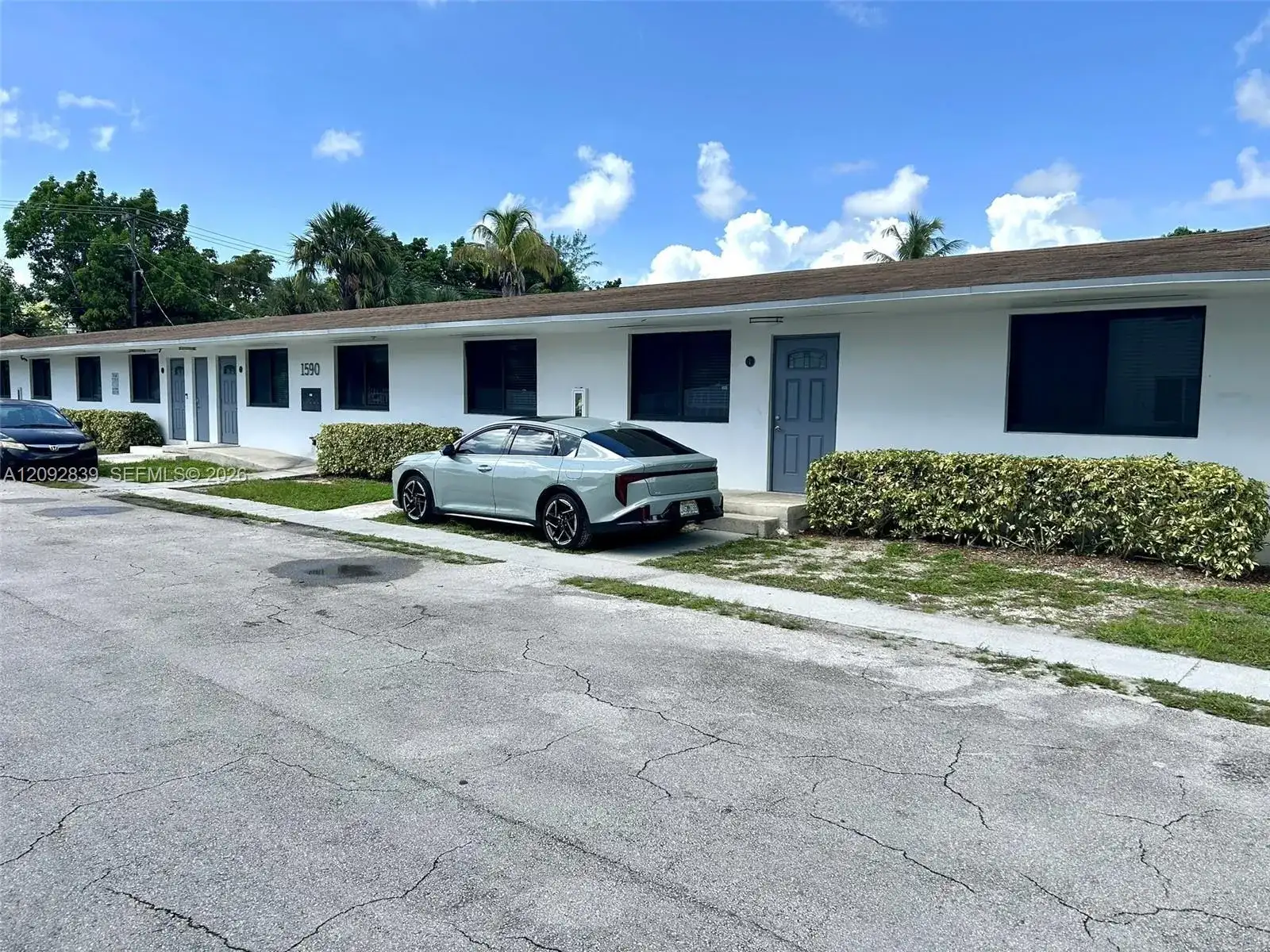 1590 NE 118th St # 1, Miami FL 33161 photo 2