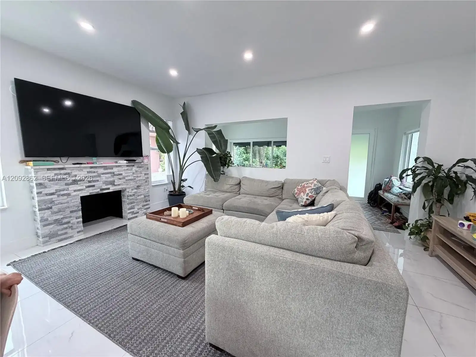 360 SW 20th Rd, Miami FL 33129