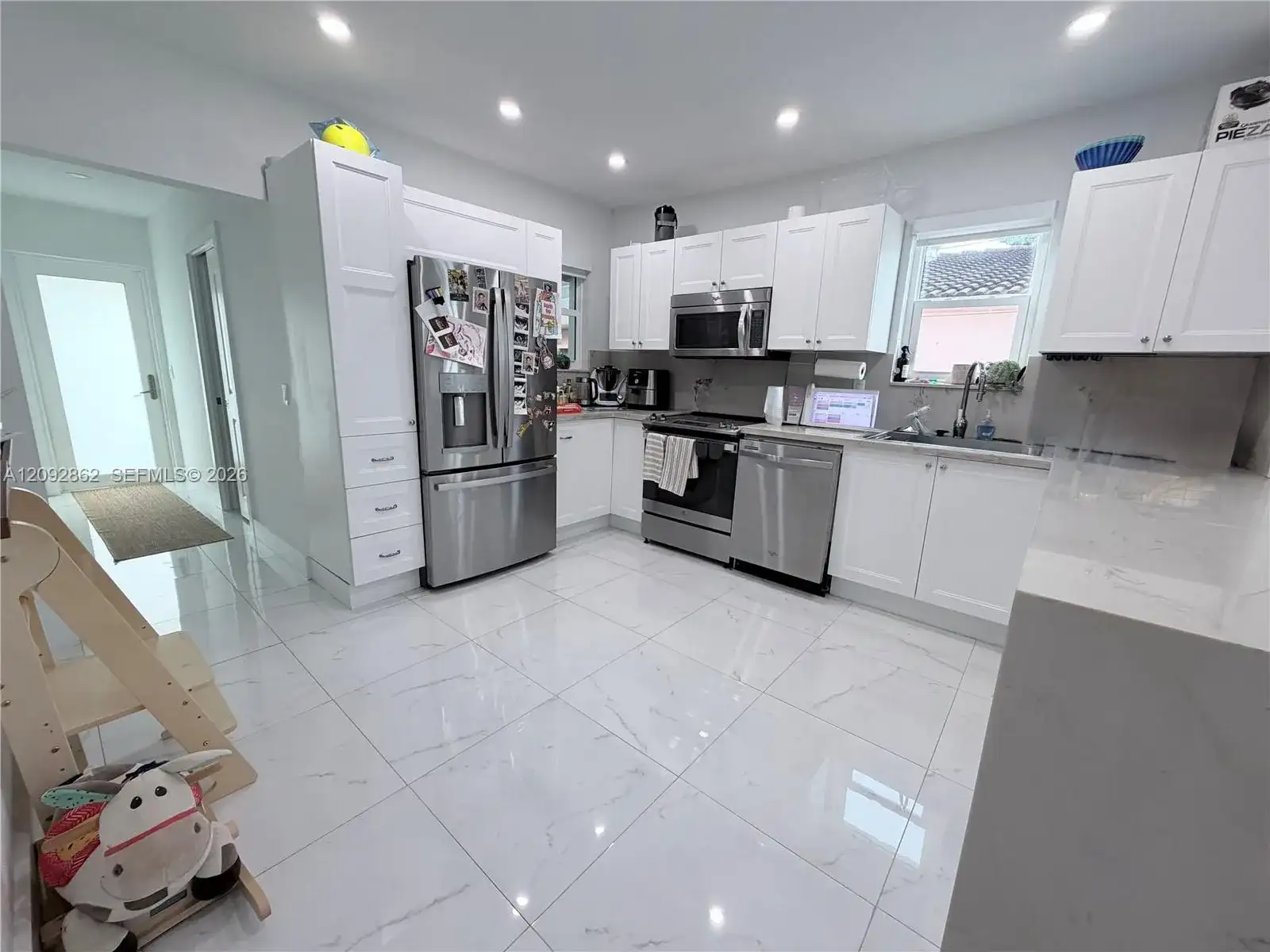 360 SW 20th Rd, Miami FL 33129 photo 2
