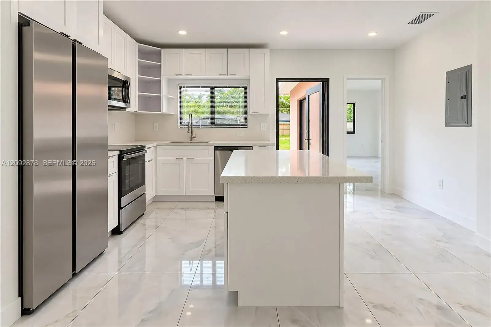 835 NW 126th St, North Miami FL 33168 photo 2