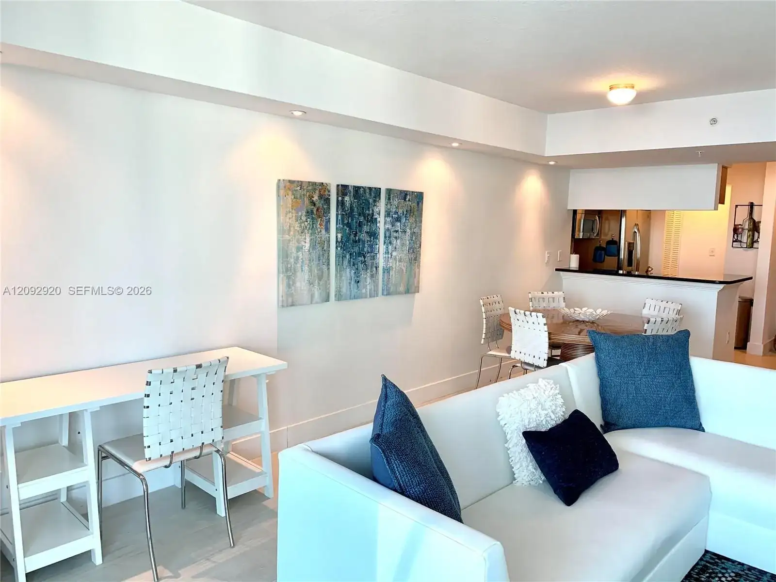 31 SE 5th St # 2806, Miami FL 33131 photo 3