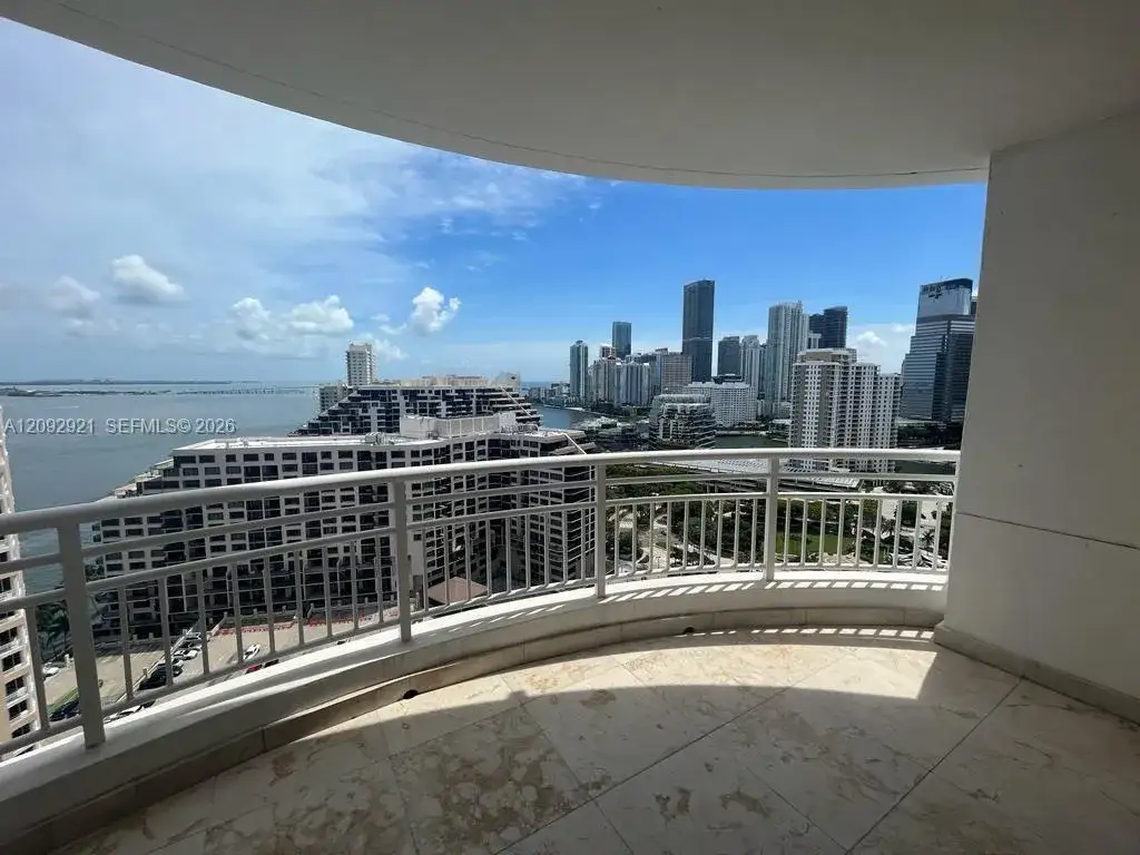 848 Brickell Key Dr # 2303, Miami FL 33131