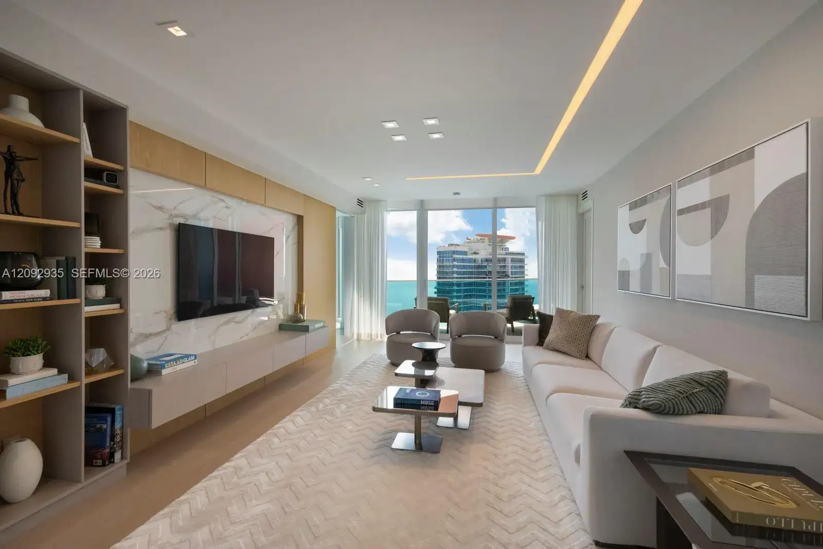 300 S Pointe Dr # 4206, Miami Beach FL 33139 photo 3