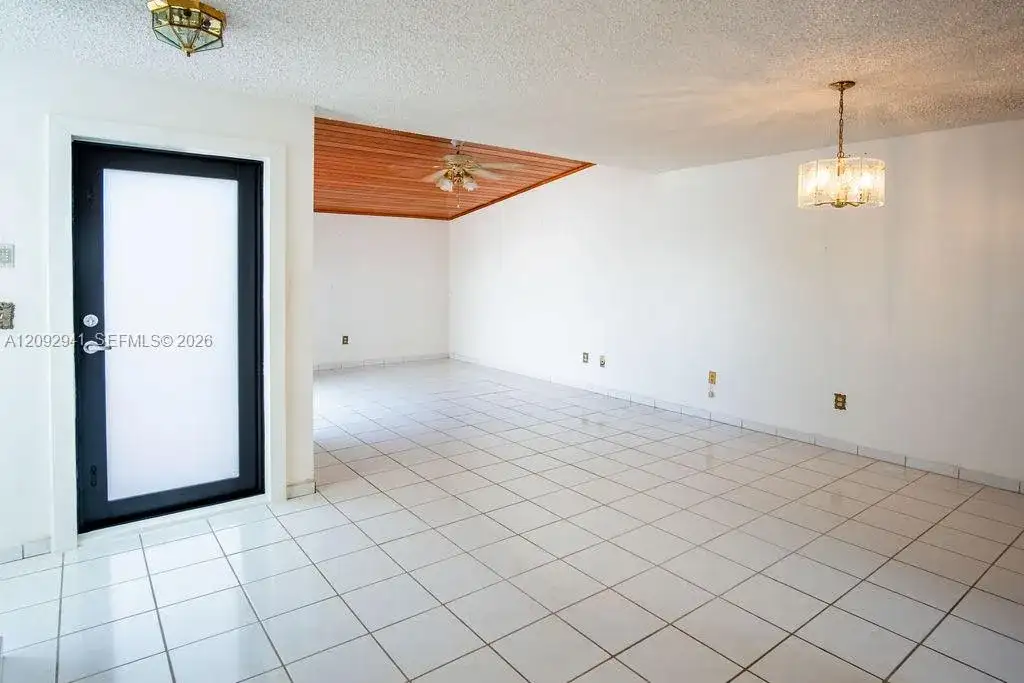 11312 SW 67th Ter, Miami FL 33173 photo 5