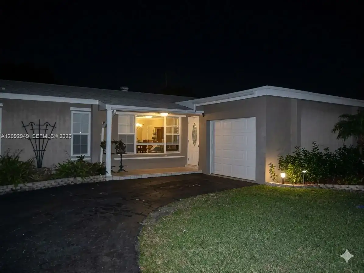 9470 NW 24th ST, Sunrise FL 33322 photo 2