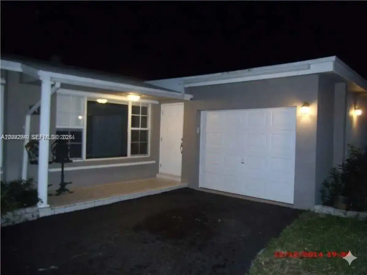 9470 NW 24th ST, Sunrise FL 33322 photo 3
