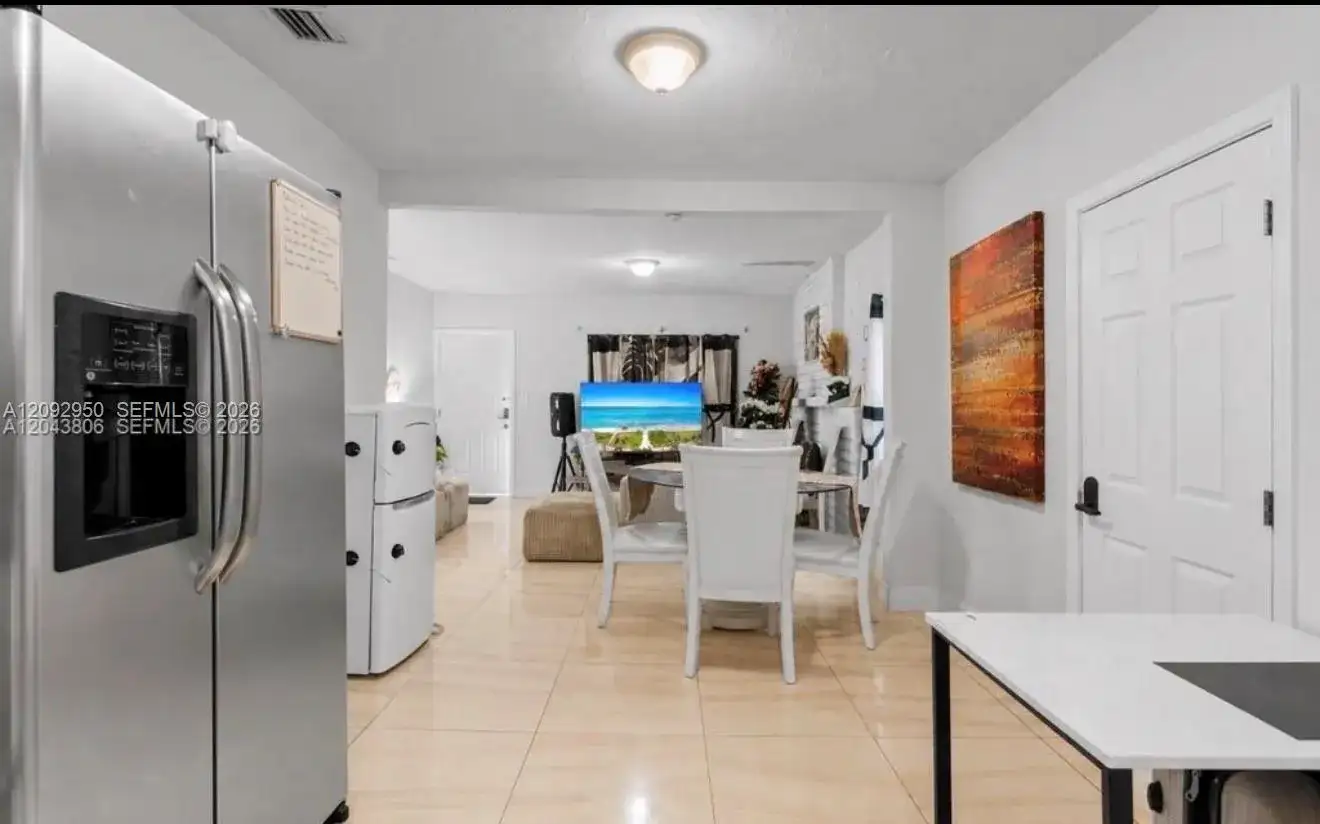 7573 NW 12th Ct, Miami FL 33147 photo 5