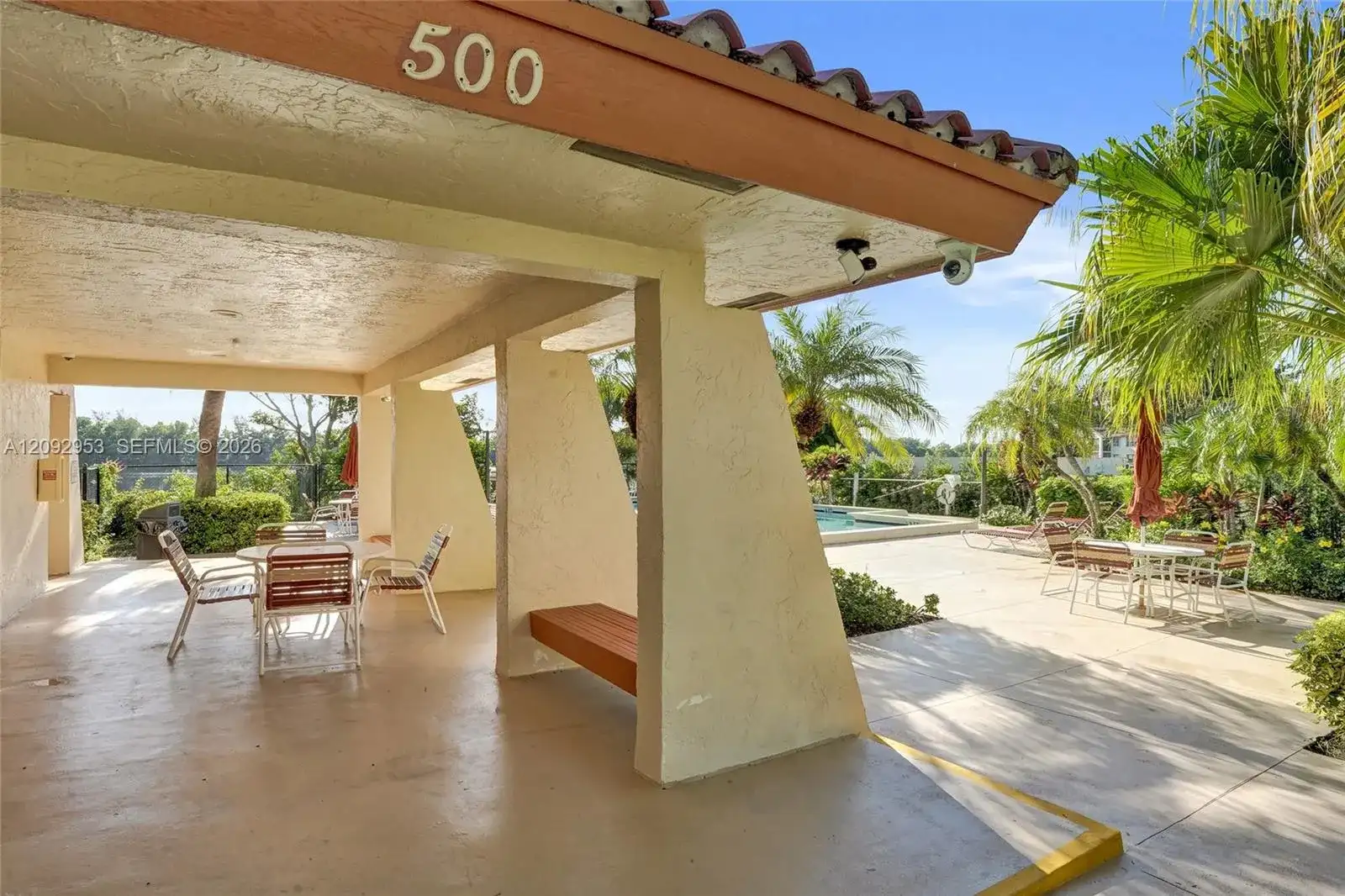 105 Liberty Ct, Deerfield Beach FL 33442 photo 3